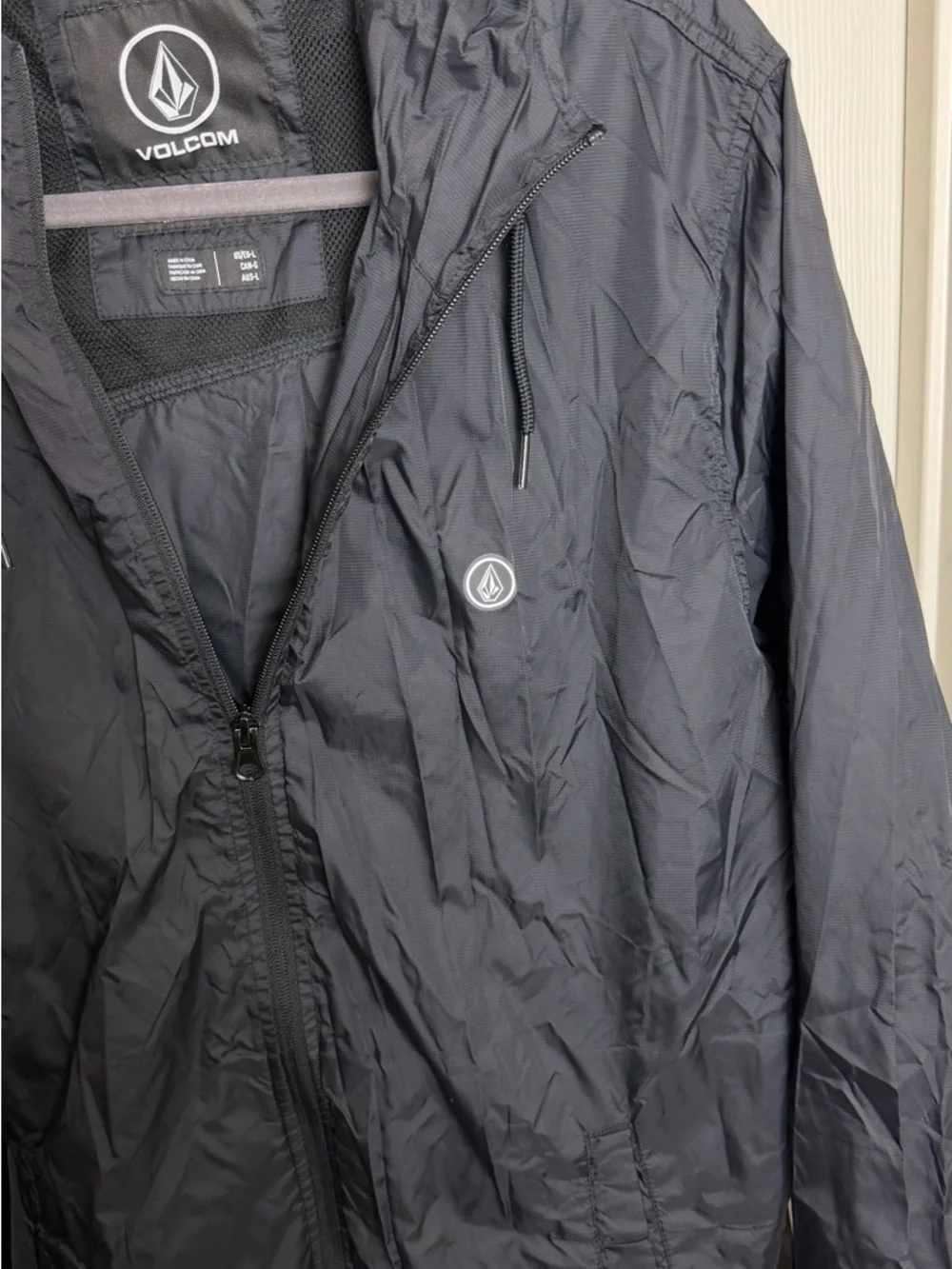 Volcom Men's Ermont Hooded Windbreaker Jacket size L